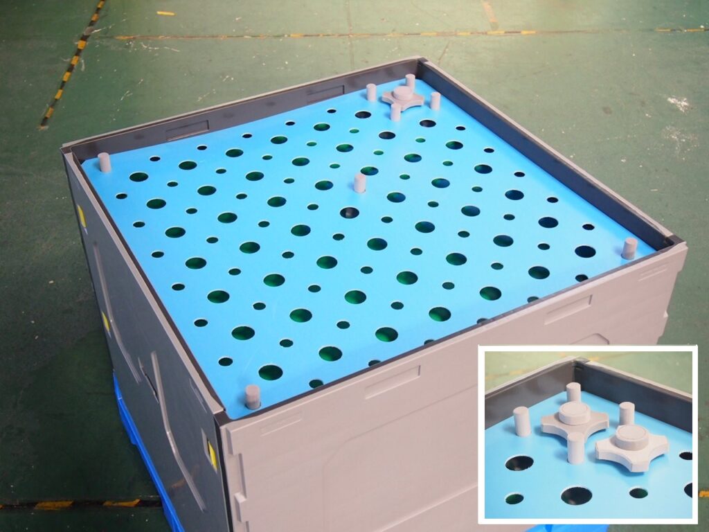 コンパレッター　大型プラスチックコンテナ